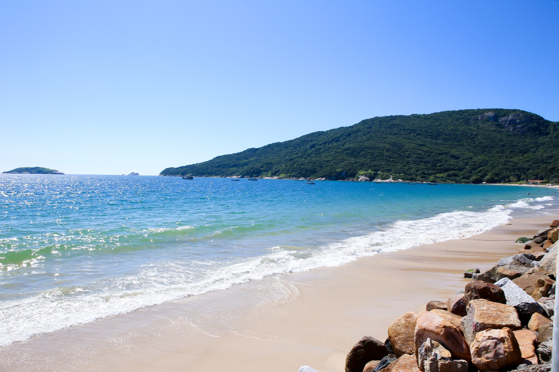 Praia dos Ingleses, Florianópolis — fotografia de Daniel Vianna/MTur